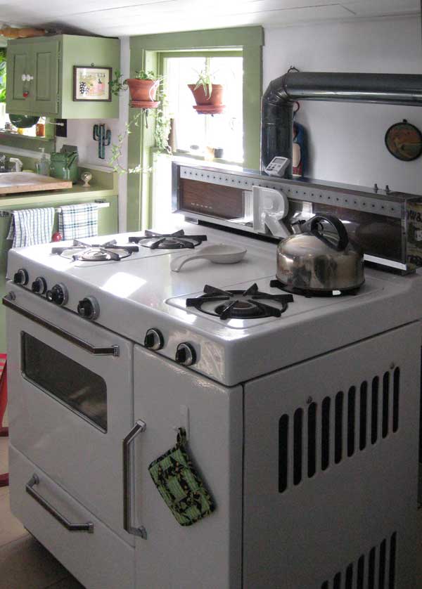Magee stove